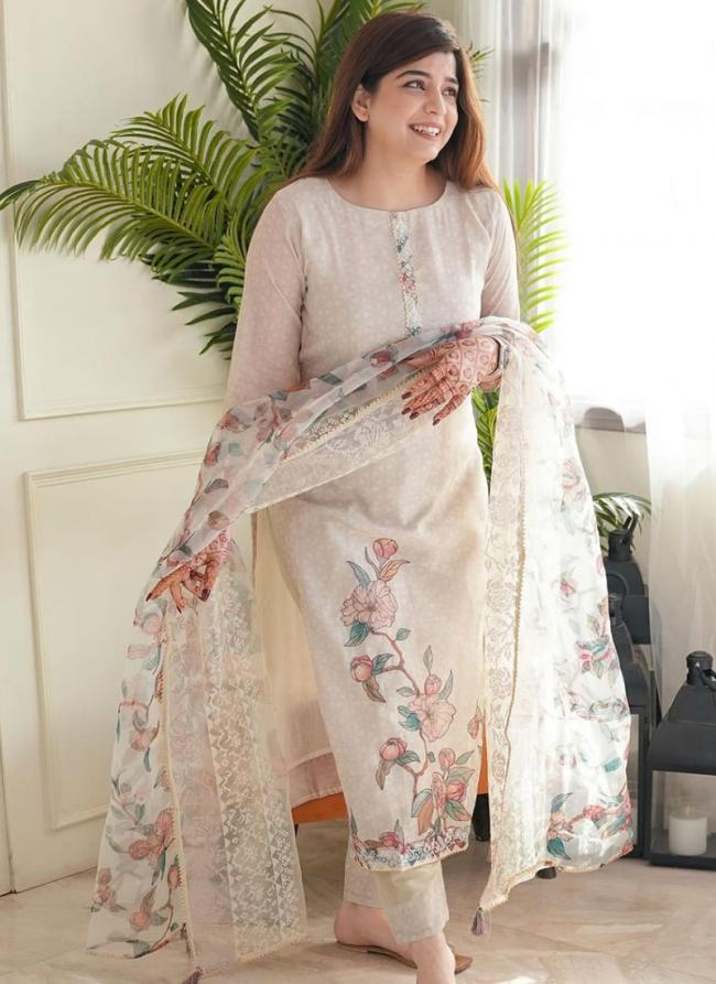 Cotton Off White Daily Wear Printed Readymade Straight Suit